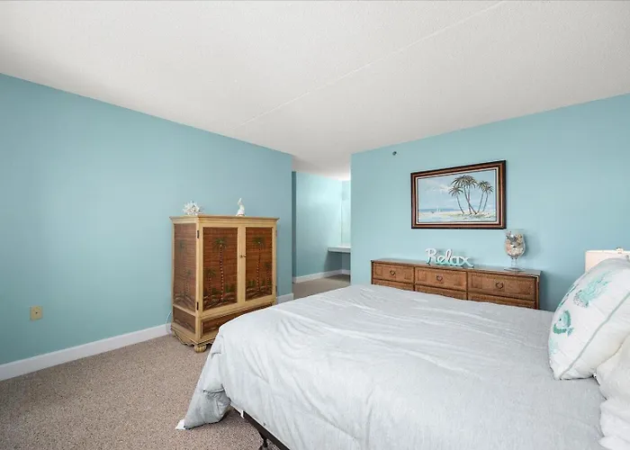 3 Bedroom Direct Ocean Front Capri With Indoor Pool