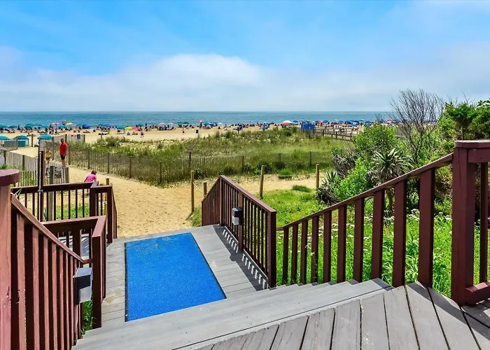 3 Bedroom Direct Ocean Front Capri With Indoor Pool Holiday home Ocean City